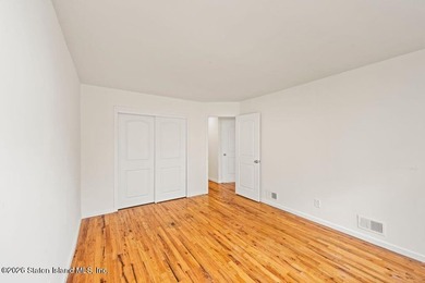 Two Family Semi (6 over 6) with built in, oversized, 1.5 car - photo 15