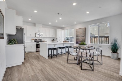 NEW PRICE! Located in the sought-after One Lake community, 2404 - photo 7