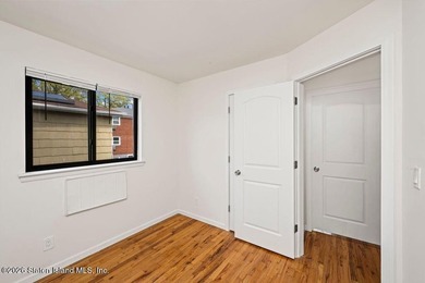 Two Family Semi (6 over 6) with built in, oversized, 1.5 car - photo 17