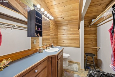 Welcome to your private retreat in the heart of Washougal! This - photo 19