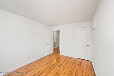 Two Family Semi (6 over 6) with built in, oversized, 1.5 car - photo 19