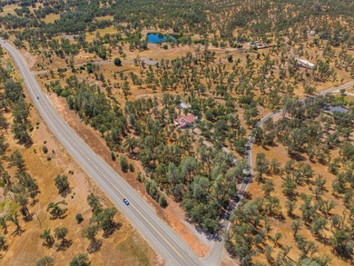 Bright beautiful custom home on 9 acres with gated driveway - photo 25