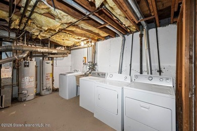 Two Family Semi (6 over 6) with built in, oversized, 1.5 car - photo 37