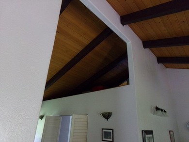 Comfortable one bedroom, one bath home with spacious open floor - photo 9