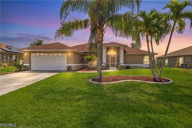 Welcome to this beautifully updated 4-bedroom plus den, 2.5-bath - photo 1