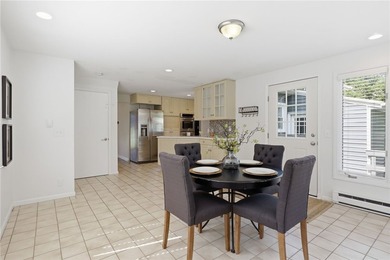 Welcome to 224 Warren Avenue, a beautifully maintained Colonial - photo 17