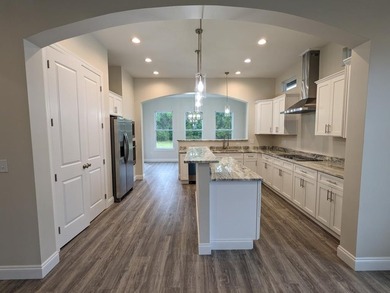 Beautiful new-construction home located in the highly - photo 3