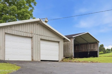 Lakefront Home with Private Dock, Boat Ramp, Sunroom & peaceful - photo 36