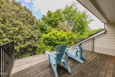 Nestled on a tranquil private street in the historic heart of - photo 37