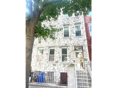 INVESTOR SPECIAL - MASSIVE UPSIDE POTENTIAL. - Brick and Stucco - photo 1