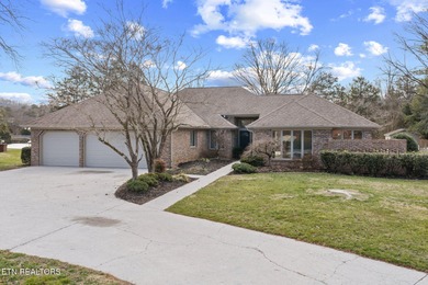 Melton Hill Lake Home For Sale in Clinton Tennessee