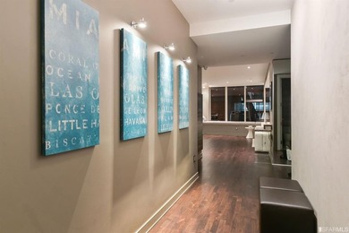 A rare turn-key offering of a fully furnished luxury residence - photo 14