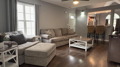Welcome home to this beautifully maintained 3-bedroom, 2-bath - photo 5