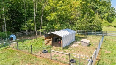 Welcome to the kind of property that invites you to live the - photo 39