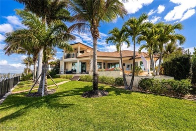 Extraordinary Caloosahatchee Riverfront Estate Modern waterfront - photo 48
