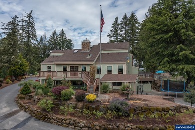 Lake Home For Sale in Salem, Oregon