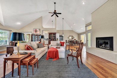 Beautiful Contemporary open floorplan @2,000 finished sq ft - photo 6