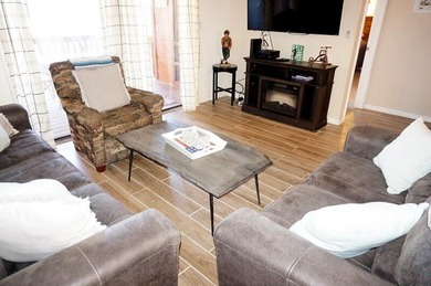 WALK IN 2BR 2BA CONDO WITH WALK IN SHOWER. PERFECT FOR THE - photo 9