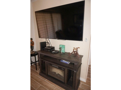 WALK IN 2BR 2BA CONDO WITH WALK IN SHOWER. PERFECT FOR THE - photo 10