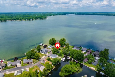 Enjoy the best of Gun Lake living with this charming 2-bedroom - photo 3