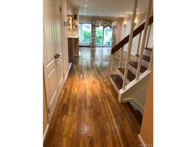 ***Welcome to this beautiful Townhouse Condominiums at Bayside - photo 4