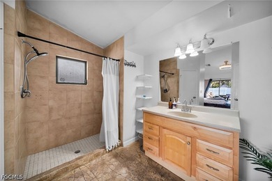 Welcome to Your Suburban Paradise, a beautifully remodeled - photo 9