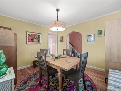 Immaculately maintained and full of timeless charm, this lovely - photo 8