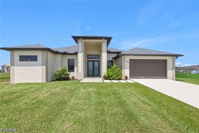 Built in 2024, this beautifully designed residence offers 2,366 - photo 1