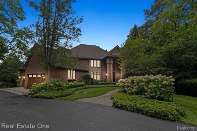 Lake Home For Sale in Clarkston, Michigan