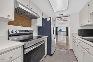 Move-in-ready condo, with spectacular river and pool views from - photo 4