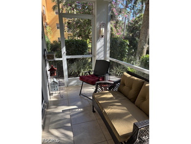 UNFURNISHED. Move in 3BR first floor end unit, with one car - photo 12