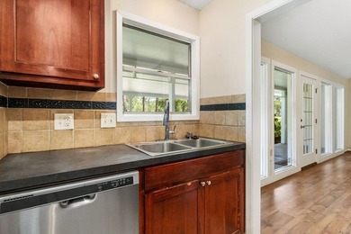 CALLING ALL INVESTORS!! This beautiful 3BR/3BA golf course home - photo 13