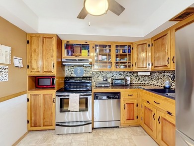 Perfect 2 bedroom 2 bath FURNISHED condo close to downtown - photo 13