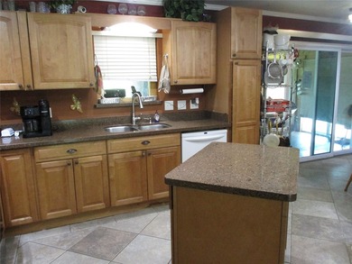 Welcome to a Rare Find, ready for you to move into and start - photo 18