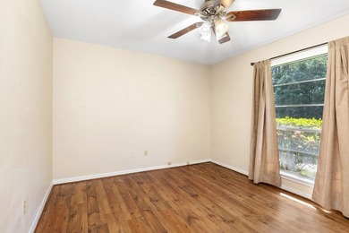CALLING ALL INVESTORS!! This beautiful 3BR/3BA golf course home - photo 28