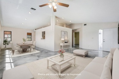 (private lake, pond, coastal) Home For Sale in Lake Worth Florida