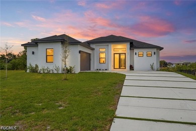 Experience contemporary waterfront living in this beautifully - photo 1
