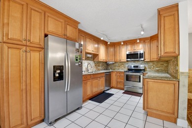 Welcome to 1545 Forest Lakes Circle Unit B in West Palm Beach - photo 11