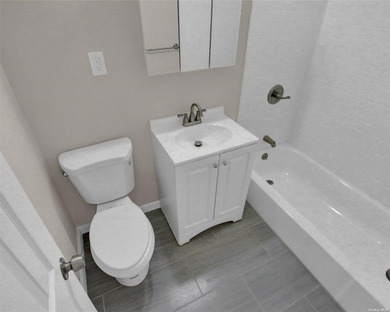 Beautiful co-op style apartment full renovated with new kitchen - photo 20
