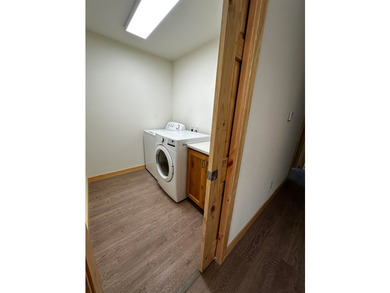 Exceptional New construction built with comfort, convenience and - photo 10