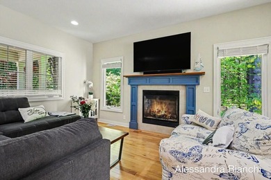 Beautifully updated and perfectly positioned as a private - photo 9
