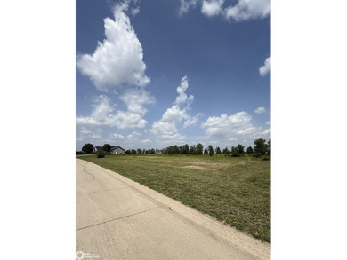 Five Island Lake Lot For Sale in Emmetsburg Iowa