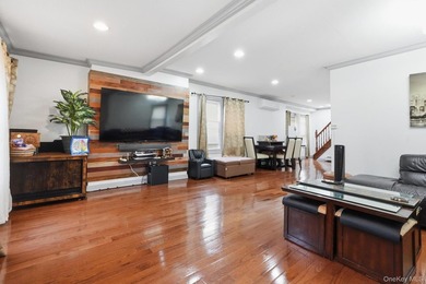 Beautiful Single Family House located within a block from Guy R - photo 4