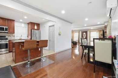 Beautiful Single Family House located within a block from Guy R - photo 7