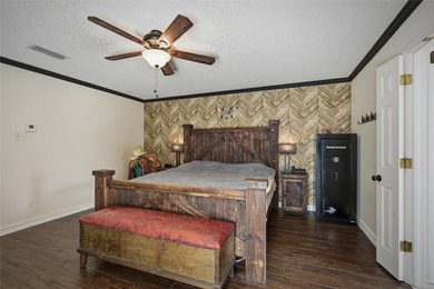 Tucked onto a scenic corner lot in Tioga, this well-maintained 2 - photo 13