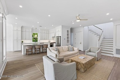 Stunning waterfront property with beautiful views of the Bay of - photo 16