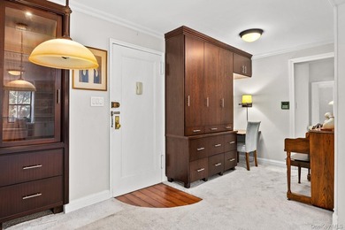 Welcome to this beautifully updated and impeccably maintained - photo 7
