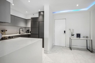 Turnkey 1BD/1BA upgraded in 2022 with tile floors, upgraded bath - photo 19