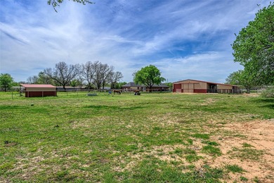 Tucked onto a scenic corner lot in Tioga, this well-maintained 2 - photo 22