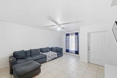 Rare quadruplex opportunity for investors, owner-occupants or - photo 9